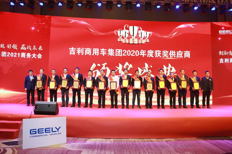 16097550058065736wEM.jpg 3.jpg